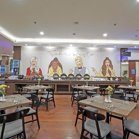 Tjokro Hotel Klaten Экстерьер фото