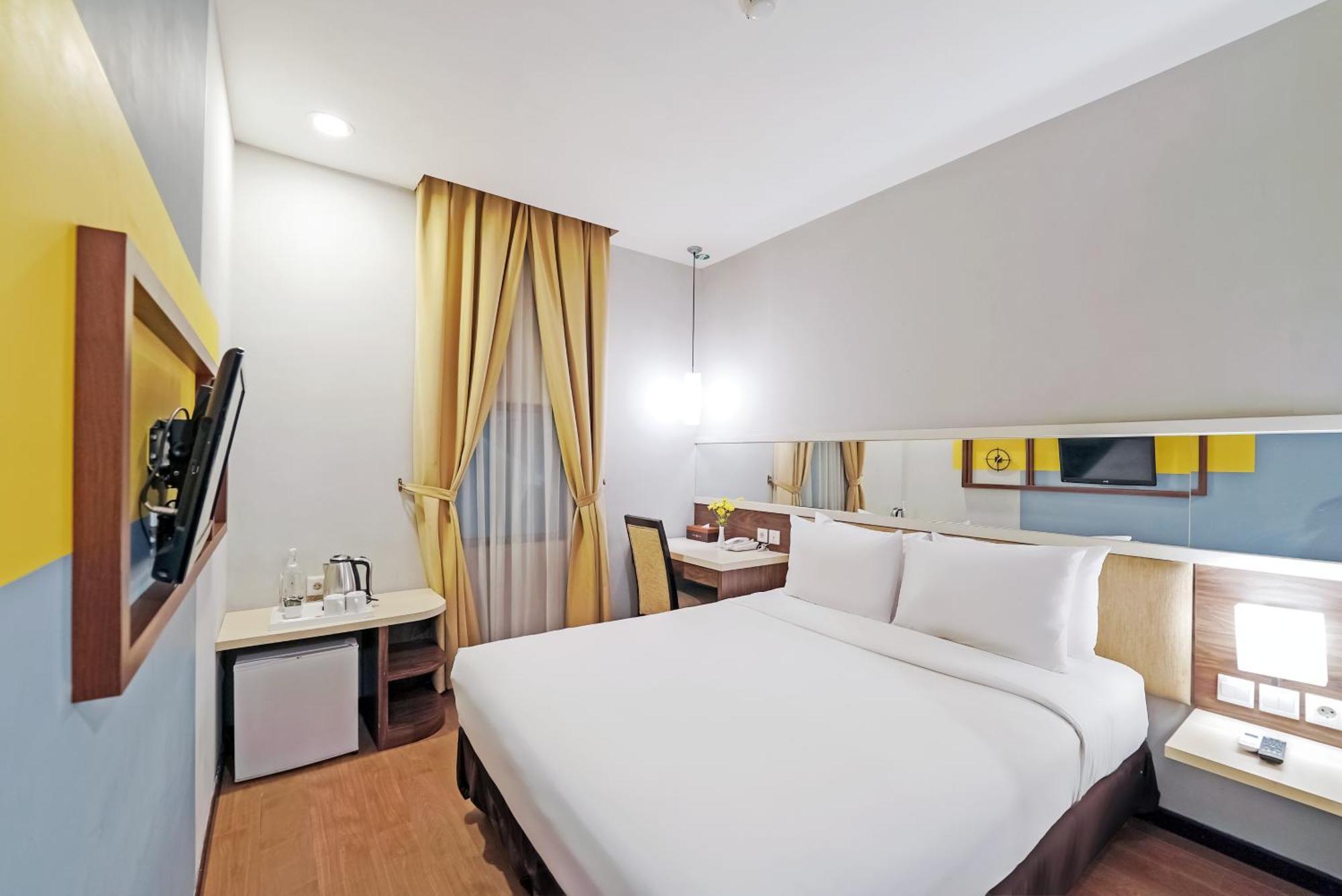 Tjokro Hotel Klaten Экстерьер фото