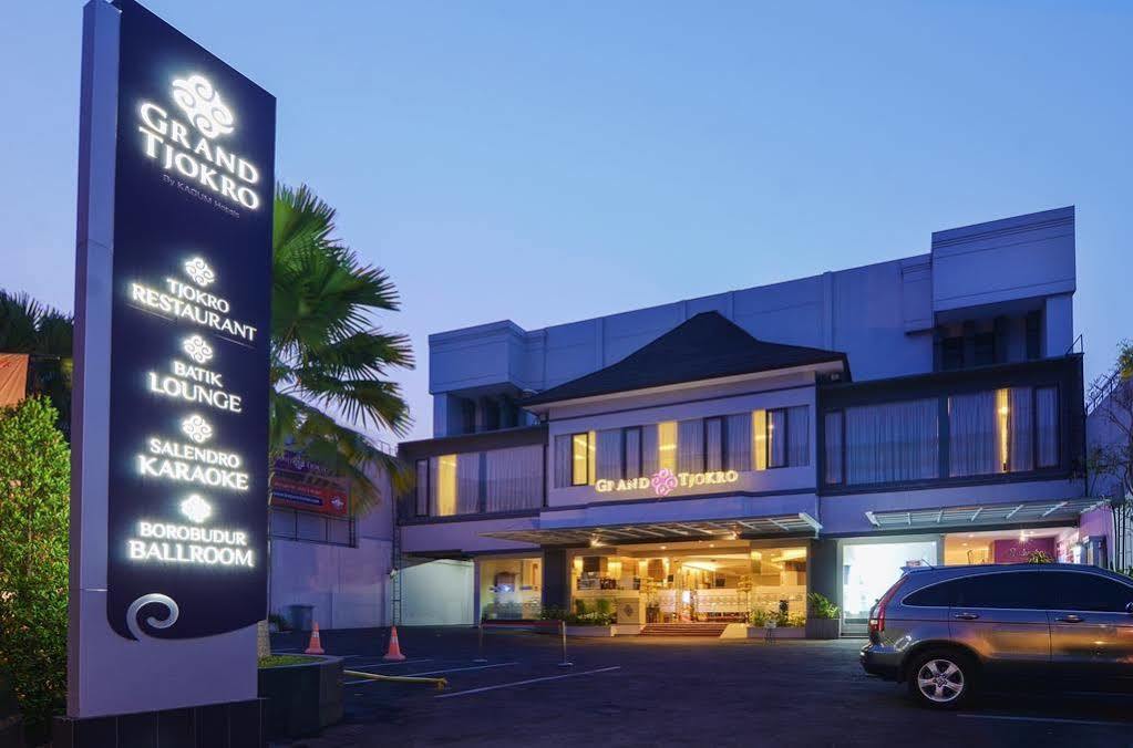 Tjokro Hotel Klaten Экстерьер фото